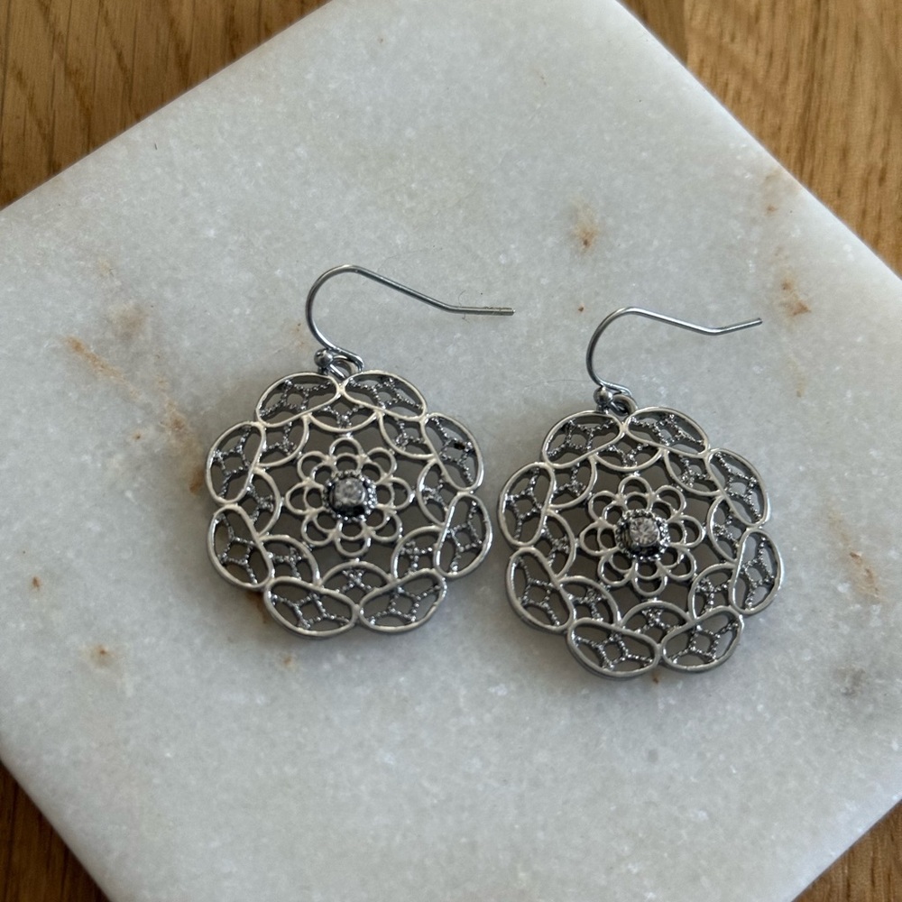 Elegant Silver Filigree Earrings